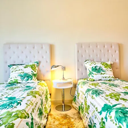 Mediterranean Swing - Acosta 4, Padierna * אסטפונה