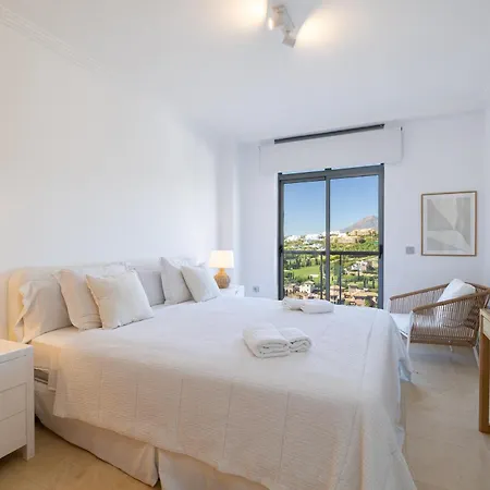 Mediterranean Swing - Acosta 4, Padierna