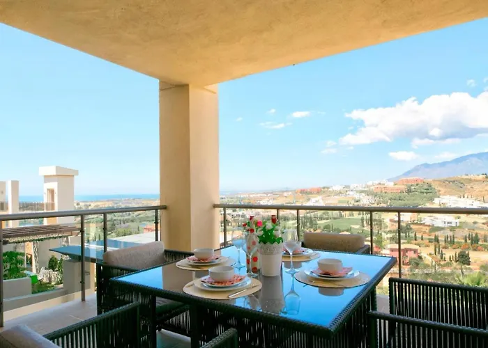 Mediterranean Swing - Acosta 4, Padierna * Естепона