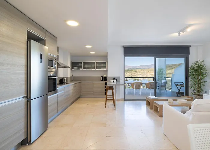 Mediterranean Swing - Acosta 4, Padierna