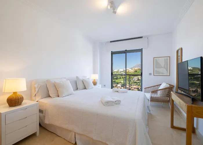 Mediterranean Swing - Acosta 4, Padierna