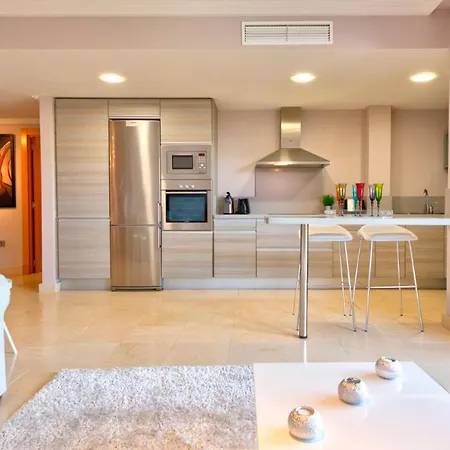 Apartment Mediterranean Swing - Acosta 4, Padierna *