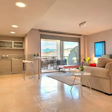 Mediterranean Swing - Acosta 4, Padierna Apartment *