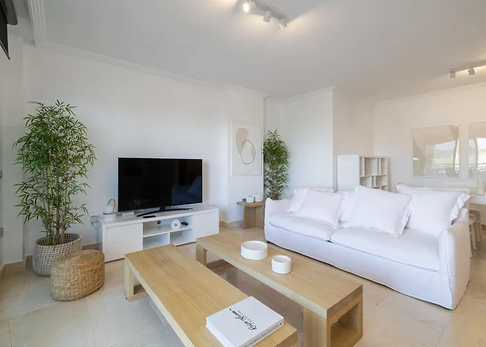 Mediterranean Swing - Acosta 4, Padierna Estepona