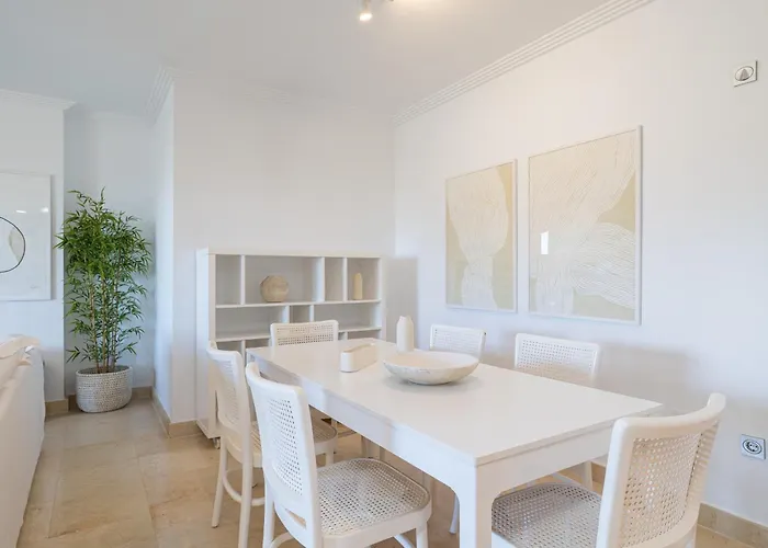 Mediterranean Swing - Acosta 4, Padierna Apartment Estepona