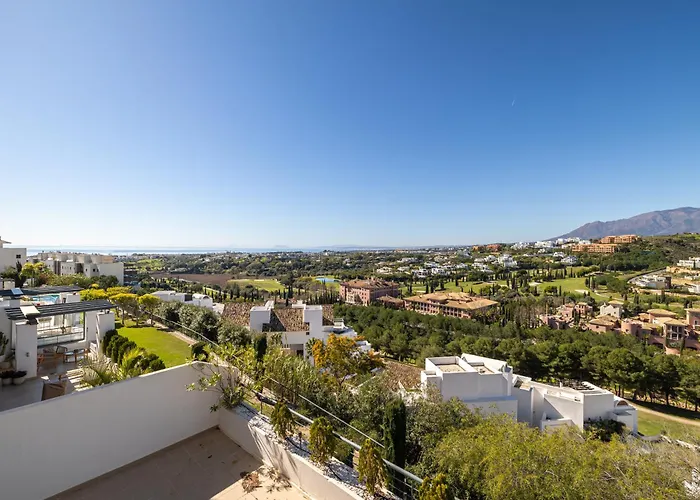 Mediterranean Swing - Acosta 4, Padierna Apartment *